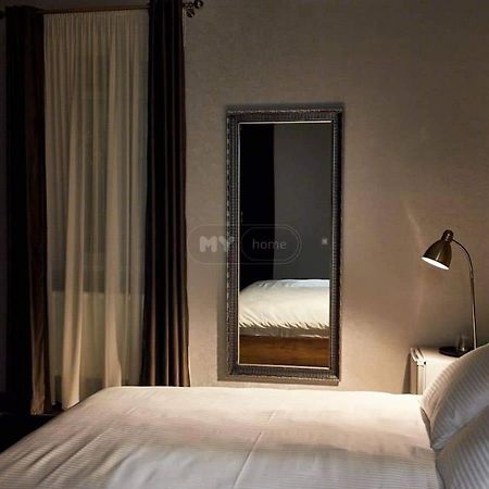 2Nd Floor Hotel Tbilisi Exteriör bild