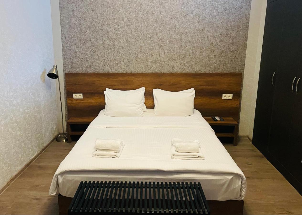 2Nd Floor Hotel Tbilisi Exteriör bild